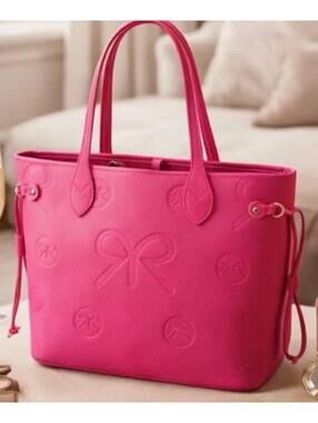 NWT - Ruby Robbin Tote in Pink